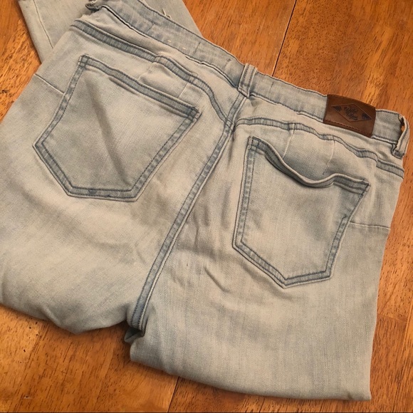 Wild Blue light wash deconstructed denim jeans 7 - Picture 3 of 7